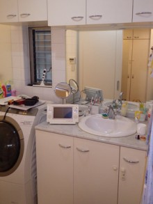 グリーンのモザイクタイルでアクセント グリーンのモザイクタイルでアクセント